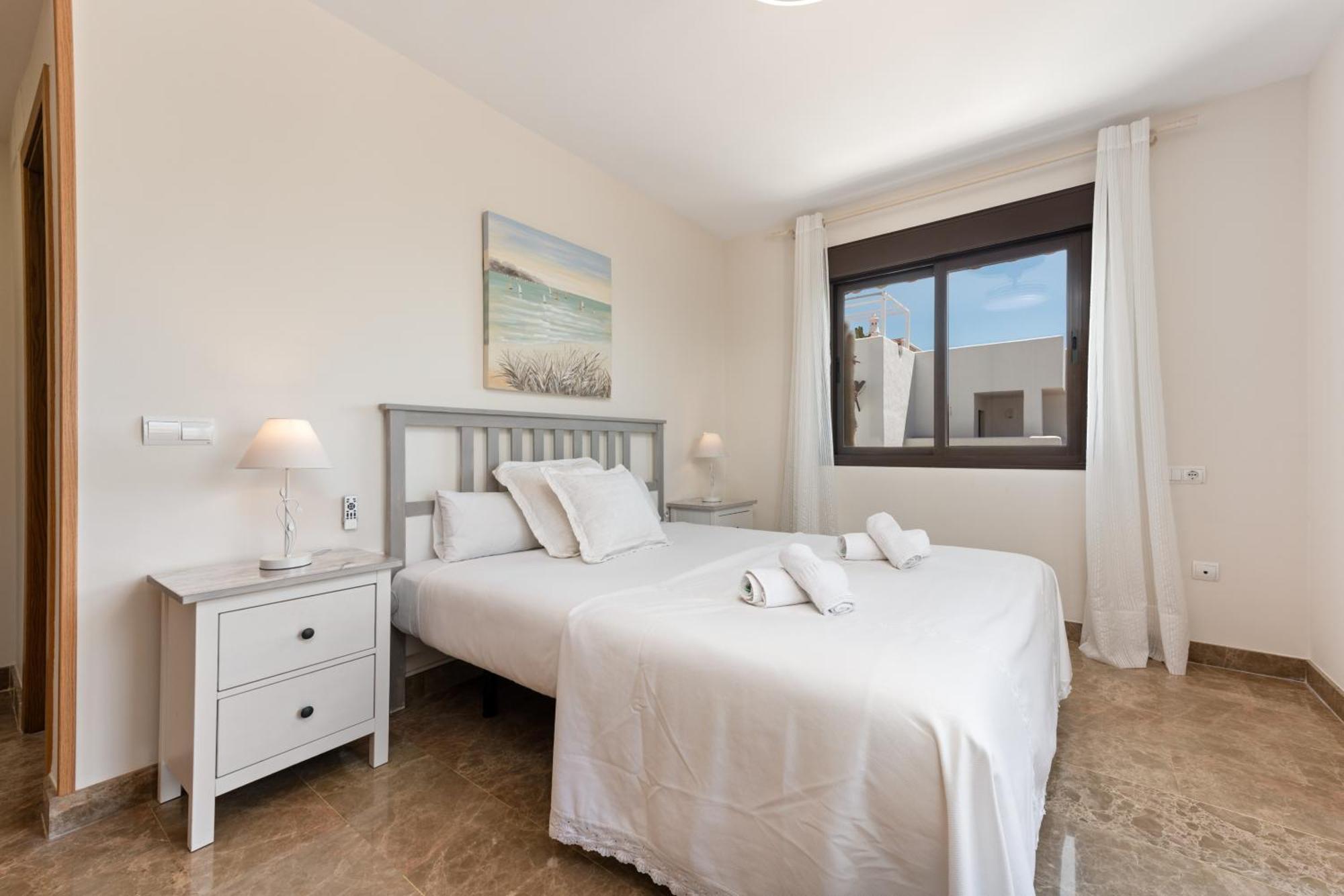 Golf Hills Bed and Breakfast Estepona Eksteriør billede